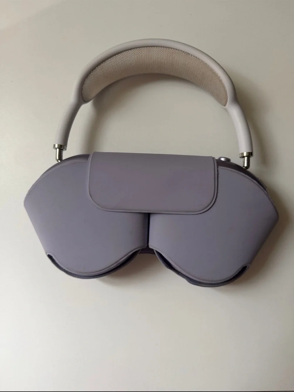 Apple AirPods Max - Lavender and White